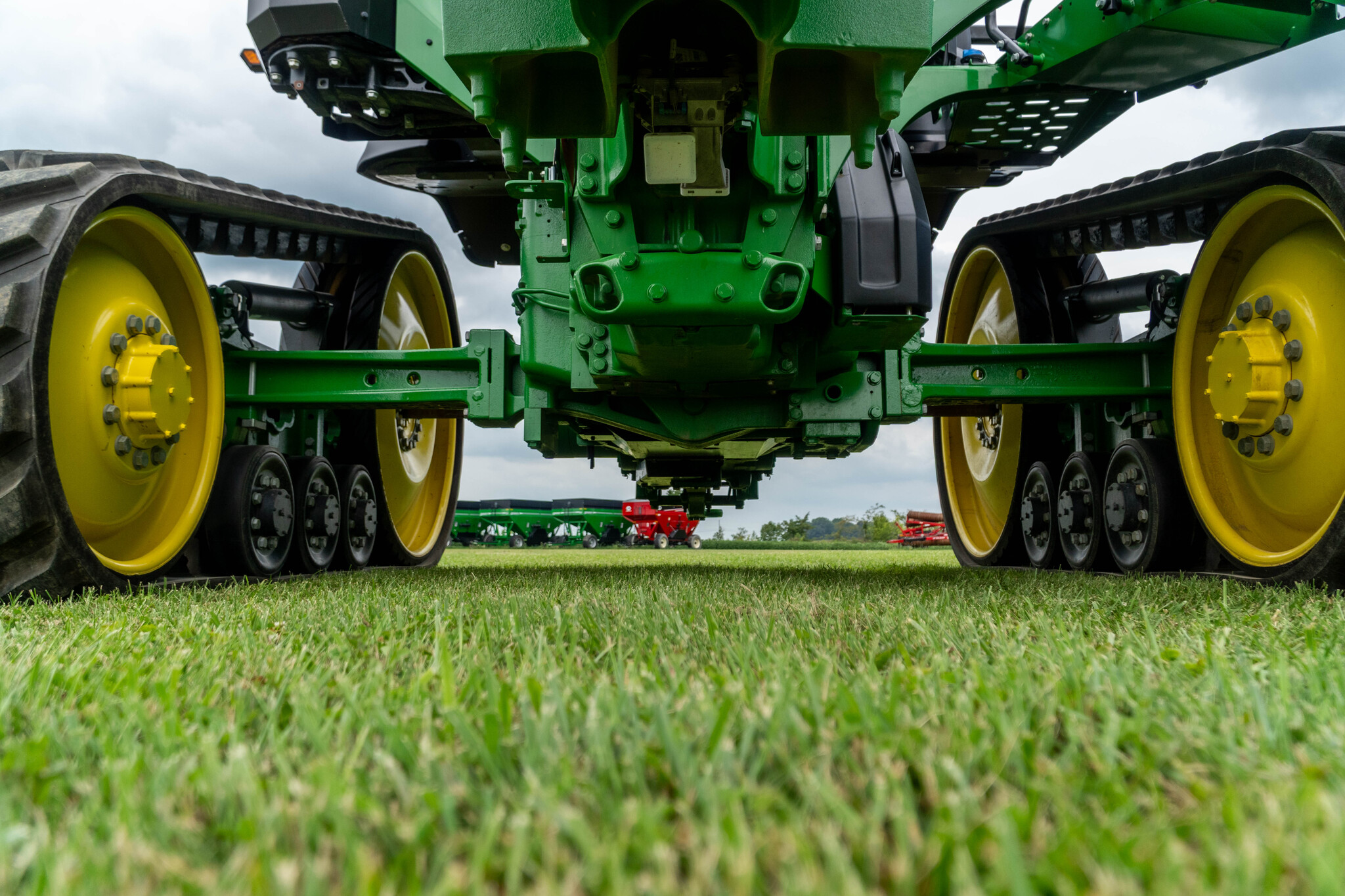 Used 2023 John Deere 8RT 370 Track Tractors at Koenig Equipment in Anna, OH - PhotoXL11