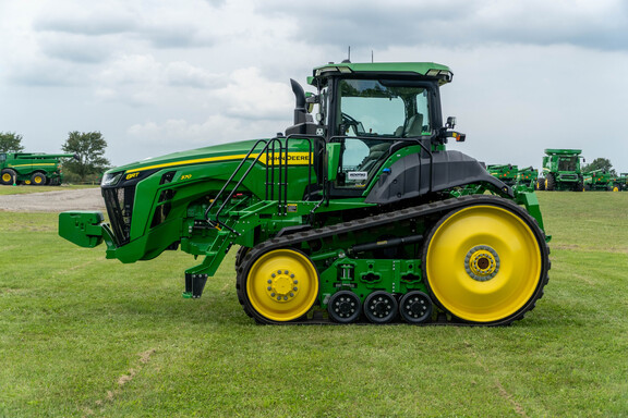 Used 2023 John Deere 8RT 370 Track Tractors at Koenig Equipment in Anna, OH - Photo1
