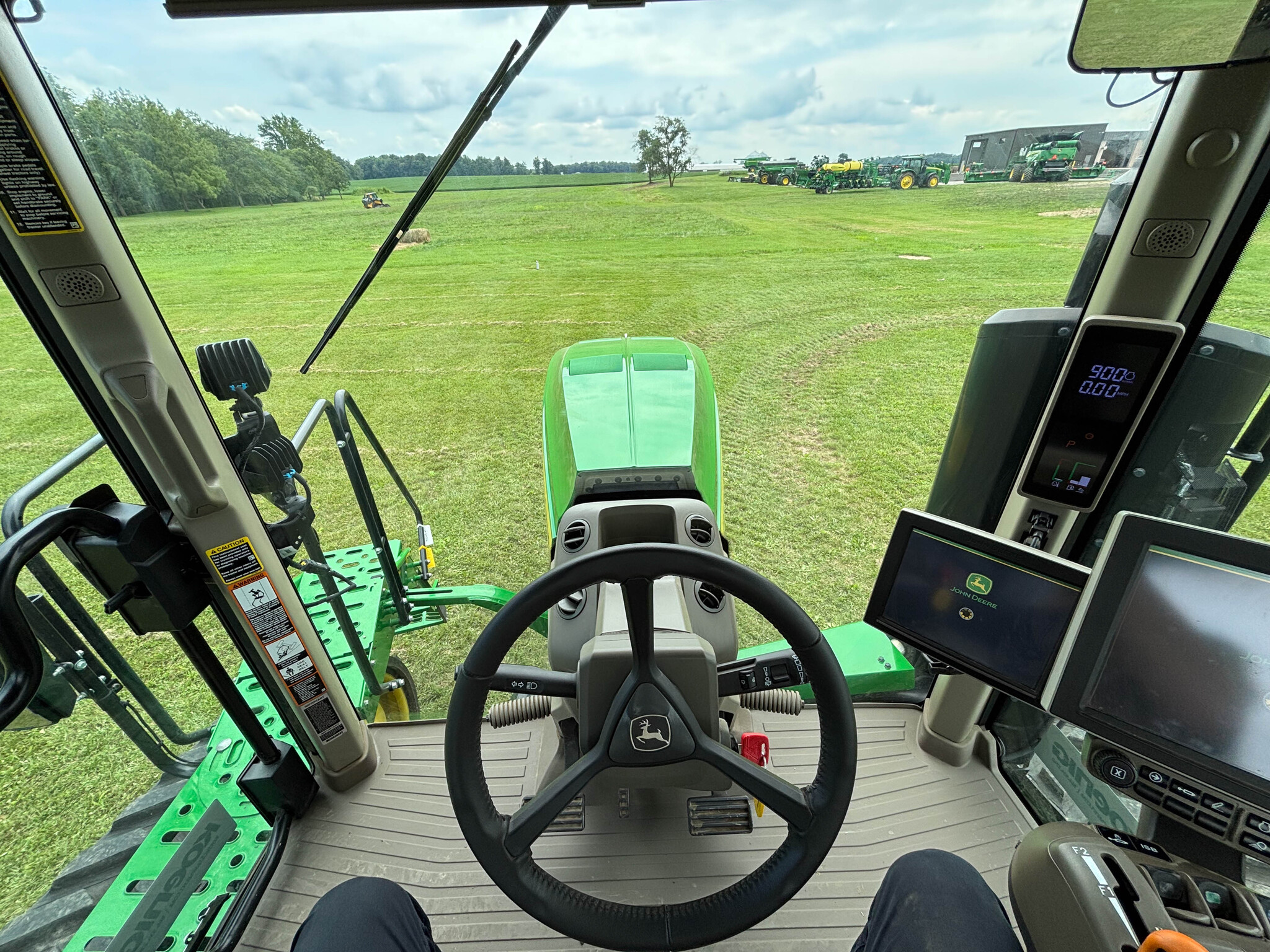 Used 2023 John Deere 8RT 370 Track Tractors at Koenig Equipment in Anna, OH - PhotoXL26