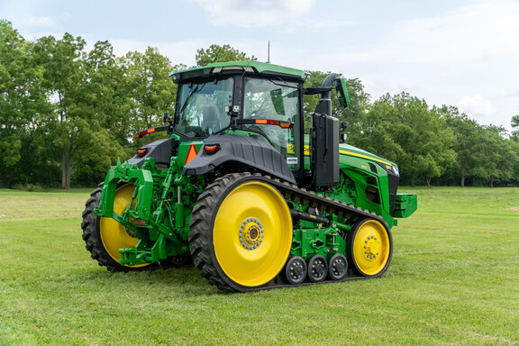 Used 2023 John Deere 8RT 370 Track Tractors at Koenig Equipment in Anna, OH - Photo4