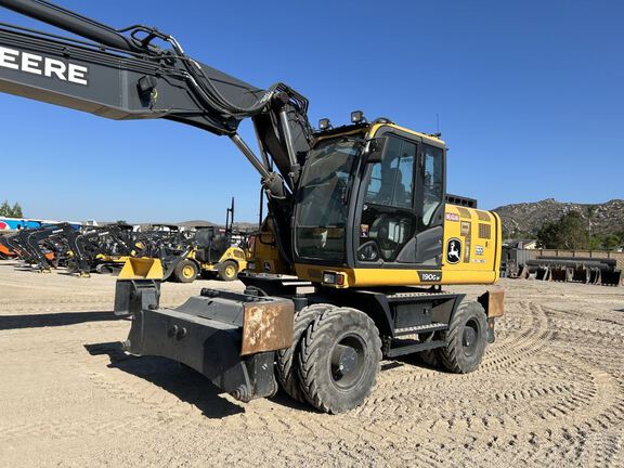 Photo of a 2023 John Deere 190GW