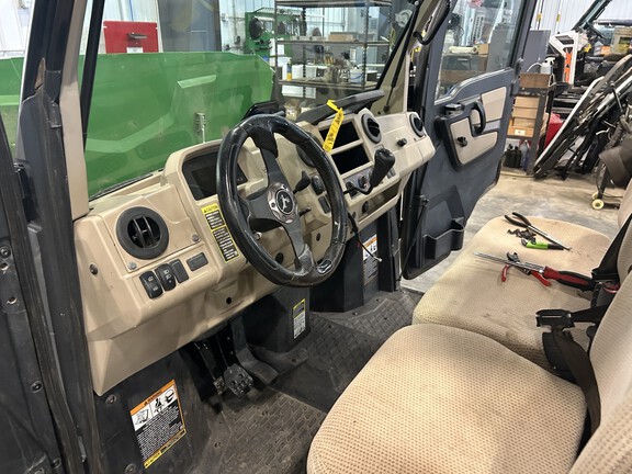 2019 John Deere XUV 835R (5th thumbnail)
