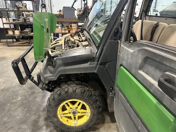 2019 John Deere XUV 835R (8th thumbnail)