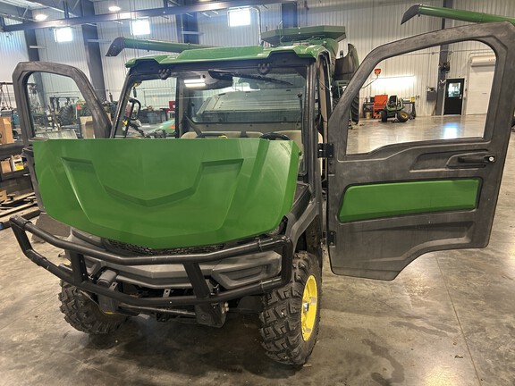 2019 John Deere XUV 835R (9th thumbnail)