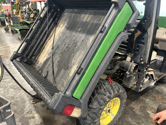 2019 John Deere XUV 835R (10th thumbnail)
