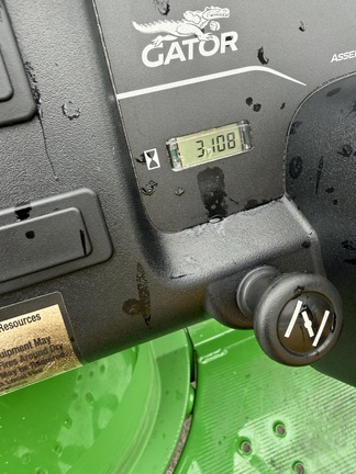 2025 John-Deere 4X2