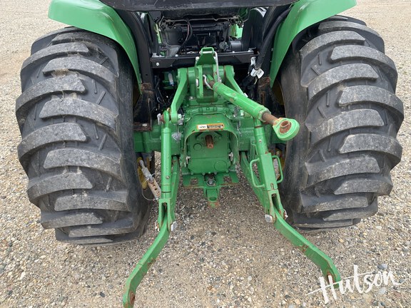 Photo of 2022 John Deere 3046R
