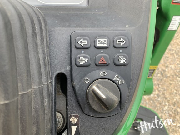 Photo of 2022 John Deere 3046R