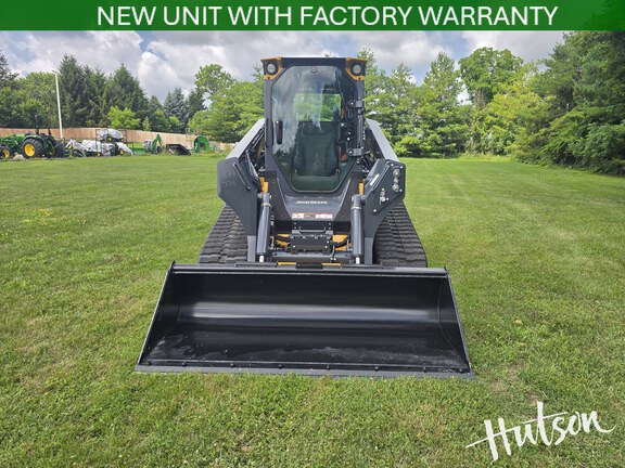 Photo of 2025 John Deere 331 P