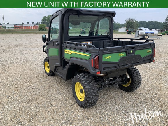 Photo of 2026 John Deere XUV 845M