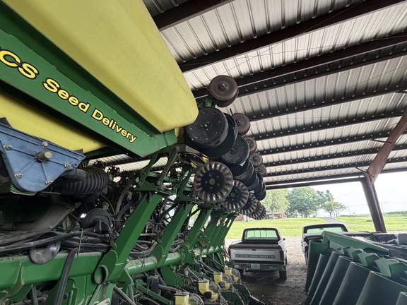 Photo of 2007 John Deere 1790
