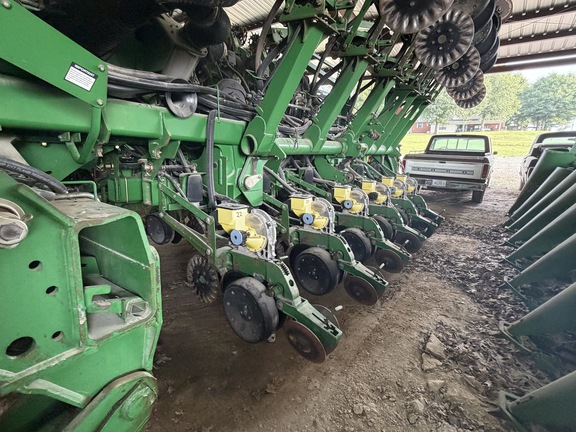 Photo of 2007 John Deere 1790