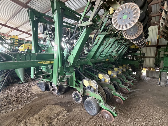Photo of 2007 John Deere 1790