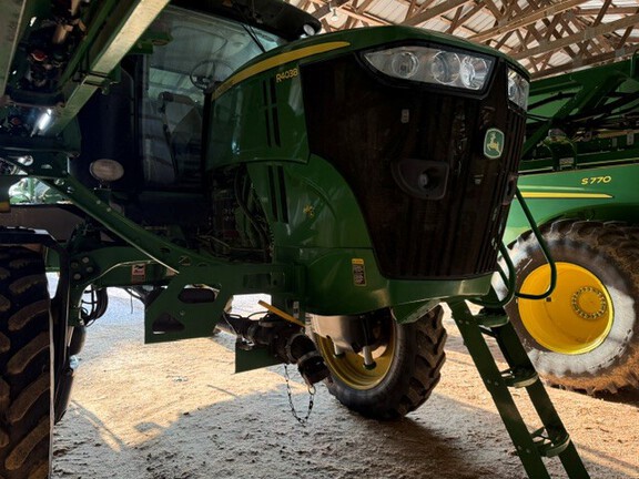 Photo of 2017 John Deere R4038