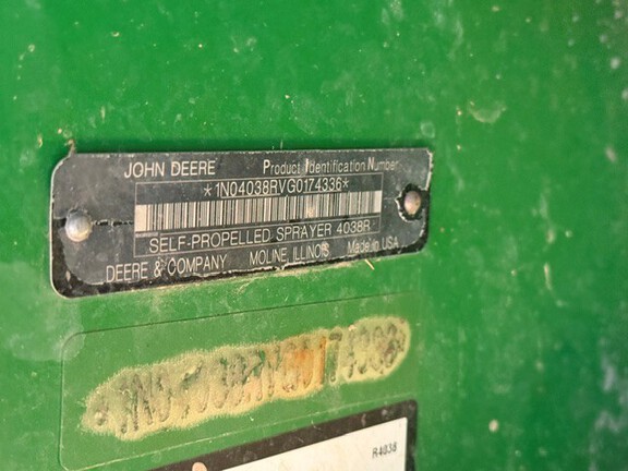 Photo of 2017 John Deere R4038