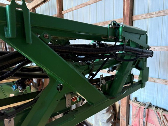 Photo of 2017 John Deere R4038