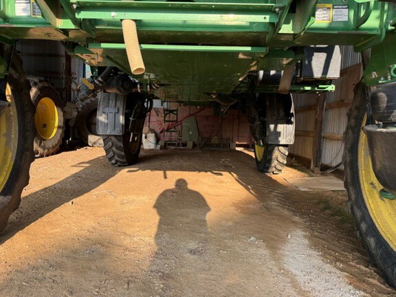 Photo of 2017 John Deere R4038