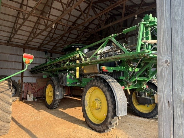 2017 John Deere R4038