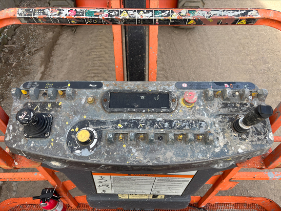 2014 JLG 450AJ