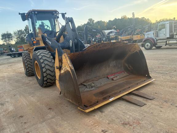 2023 John Deere 624 P
