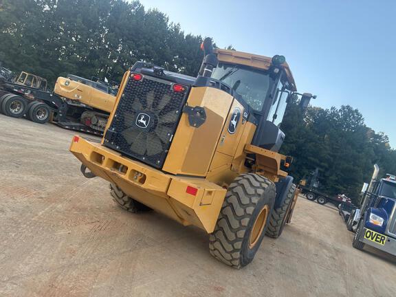 2023 John Deere 624 P