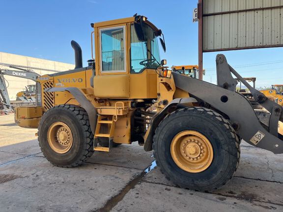 0 Volvo L90E