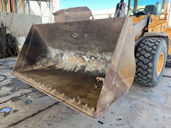 0 Volvo L90E