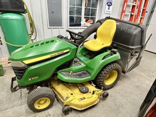 Photo of 2015 John Deere X590