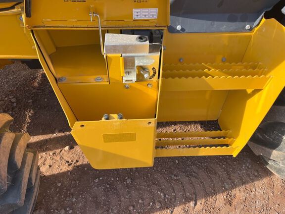 2024 John Deere 320P