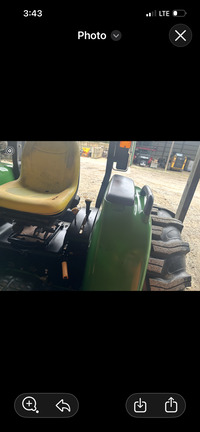 Photo of 2006 John Deere 4720