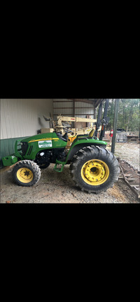 Photo of 2006 John Deere 4720