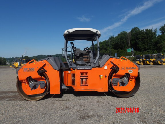 2019 Hamm HD120IVO