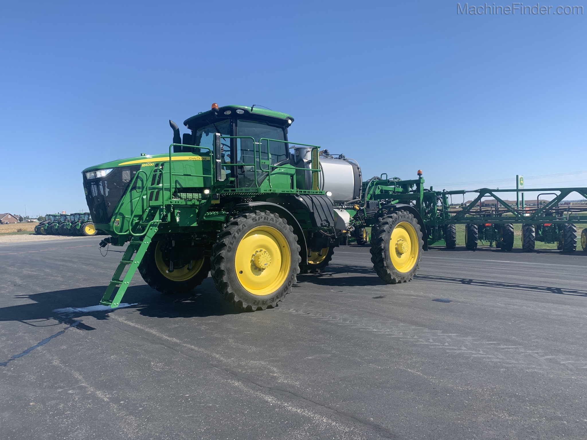 2019 John Deere R4030 Image 7