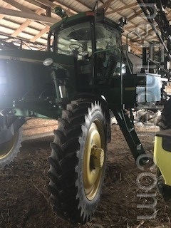 2004 John Deere 4710 Image 23