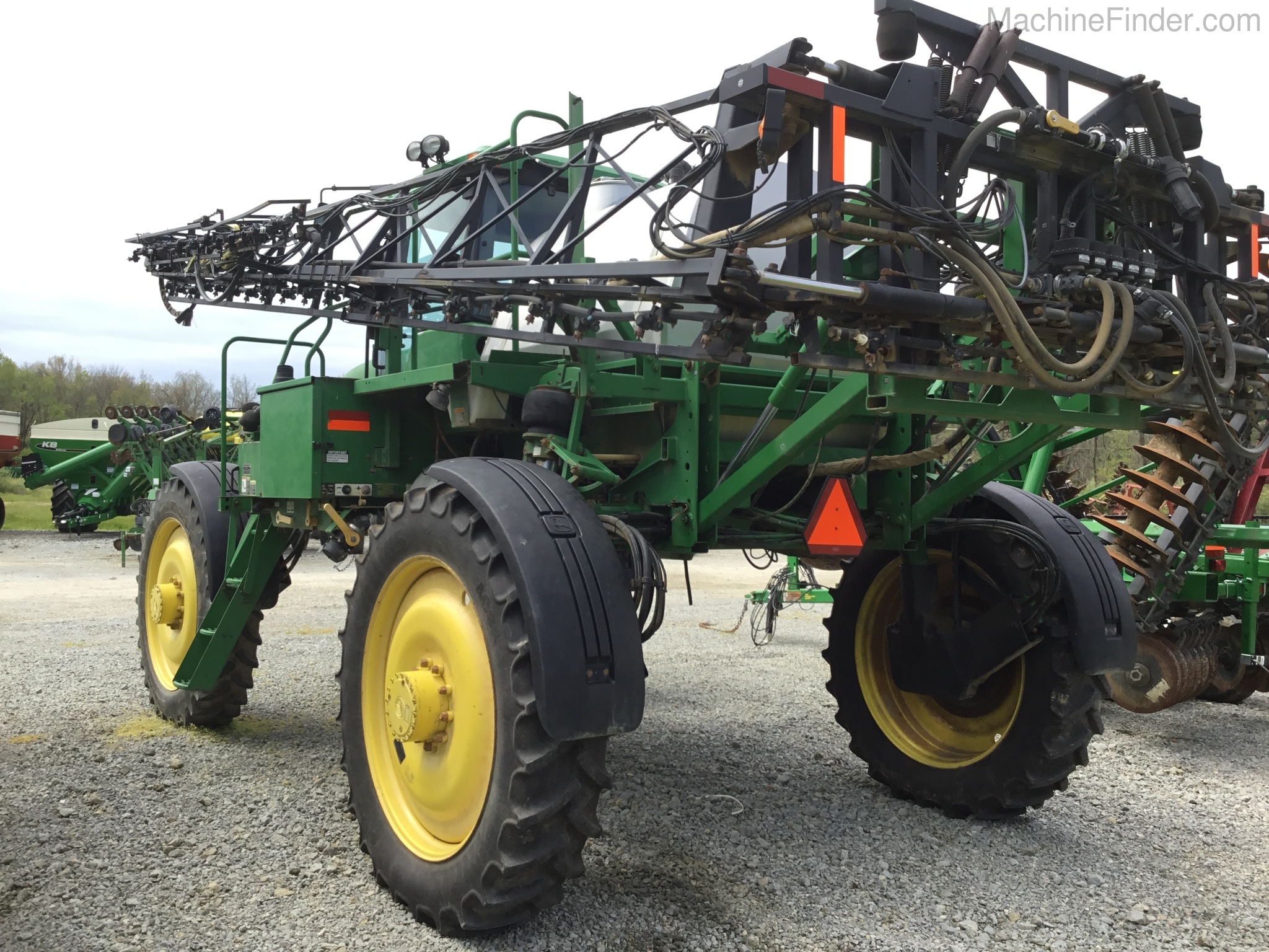 2004 John Deere 4710 Image 3