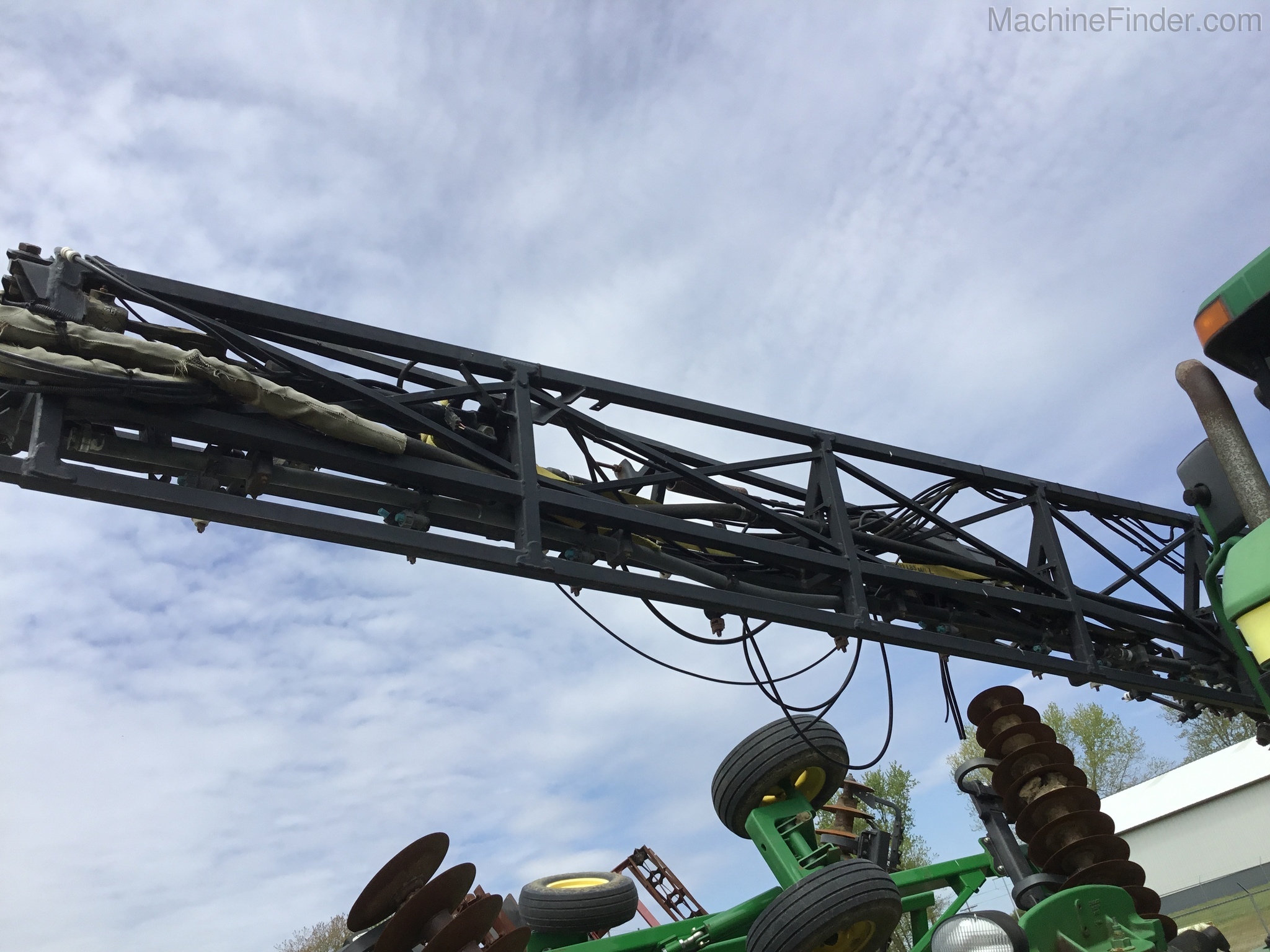 2004 John Deere 4710 Image 13