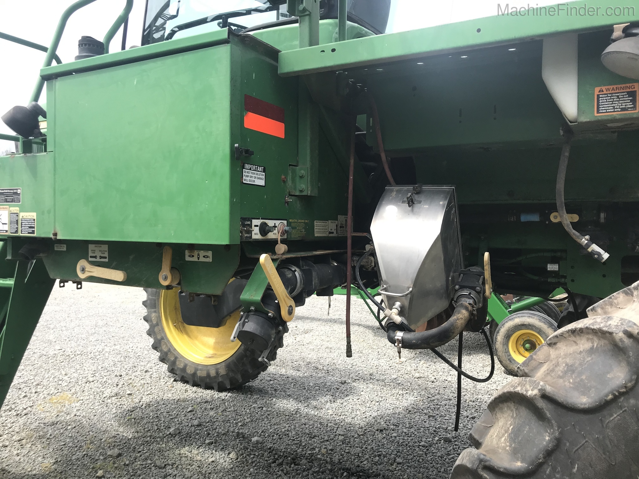 2004 John Deere 4710 Image 6