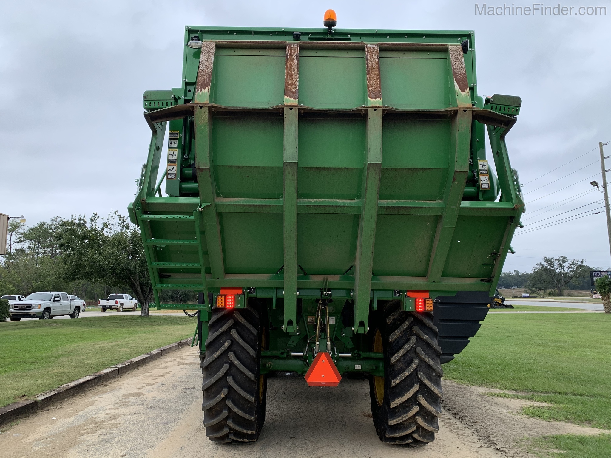 2019 John Deere CP690 Image 4