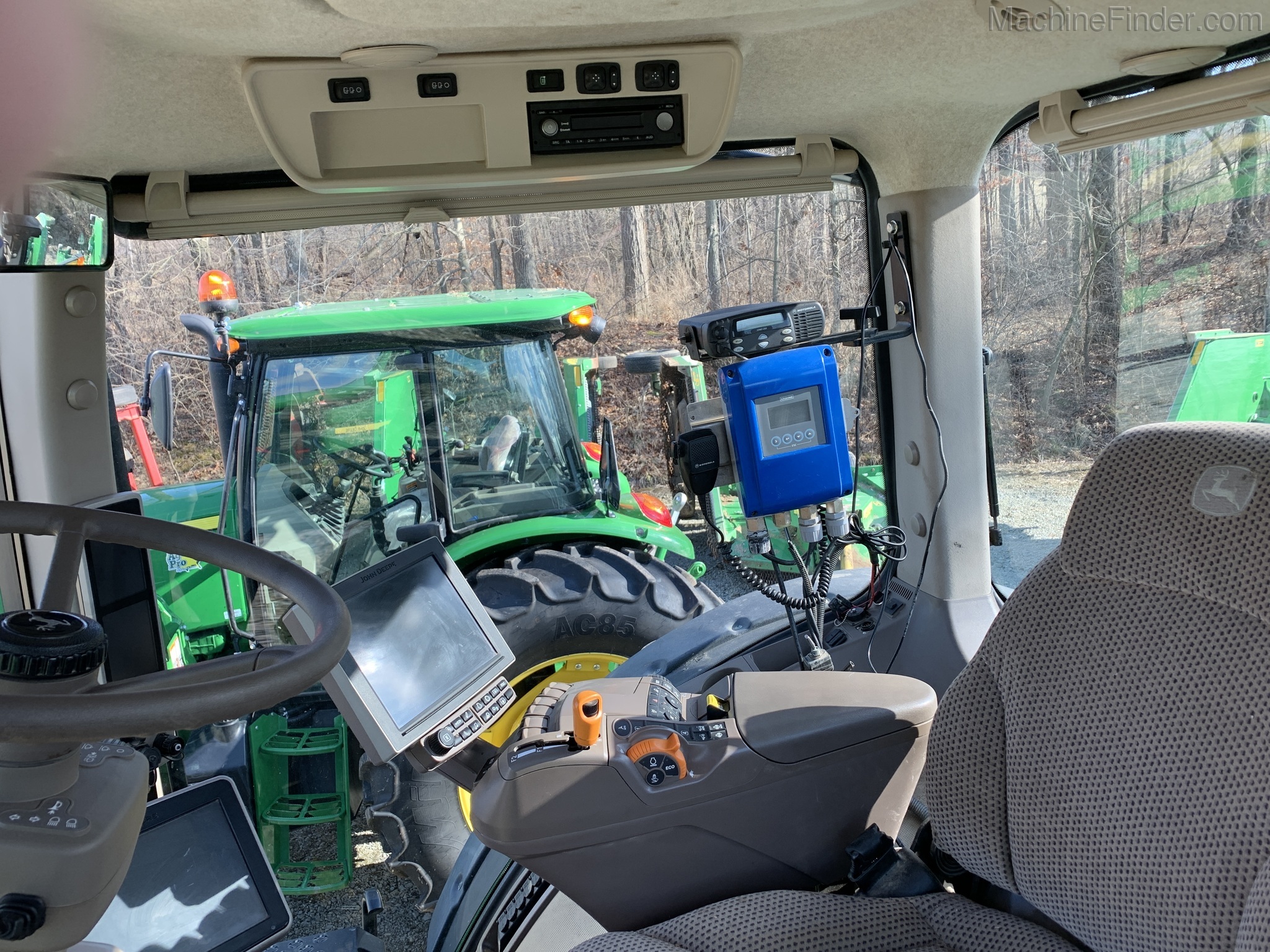 2017 John Deere 8345R Image 9