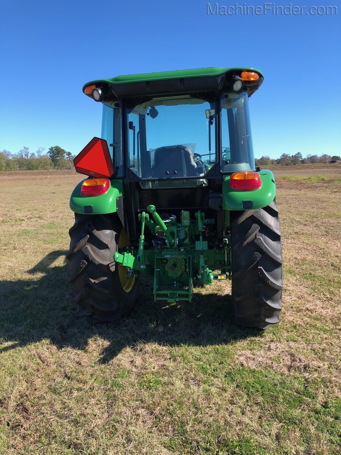2020 John Deere 5055E Image 3