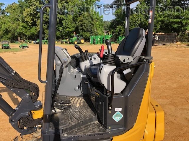 2020 John Deere 35G Image 2