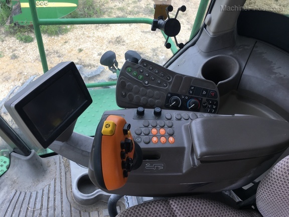 2014 John Deere W235 Image 7