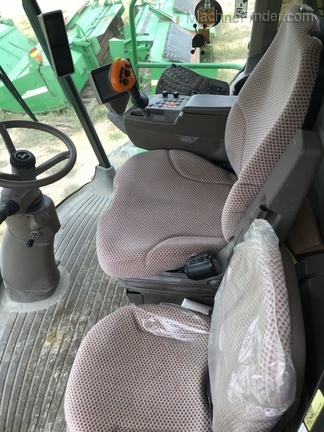 2014 John Deere W235 Image 8