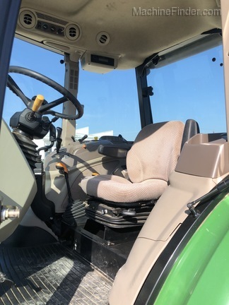 2015 John Deere 5100E Image 6