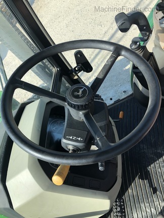 2015 John Deere 5100E Image 8