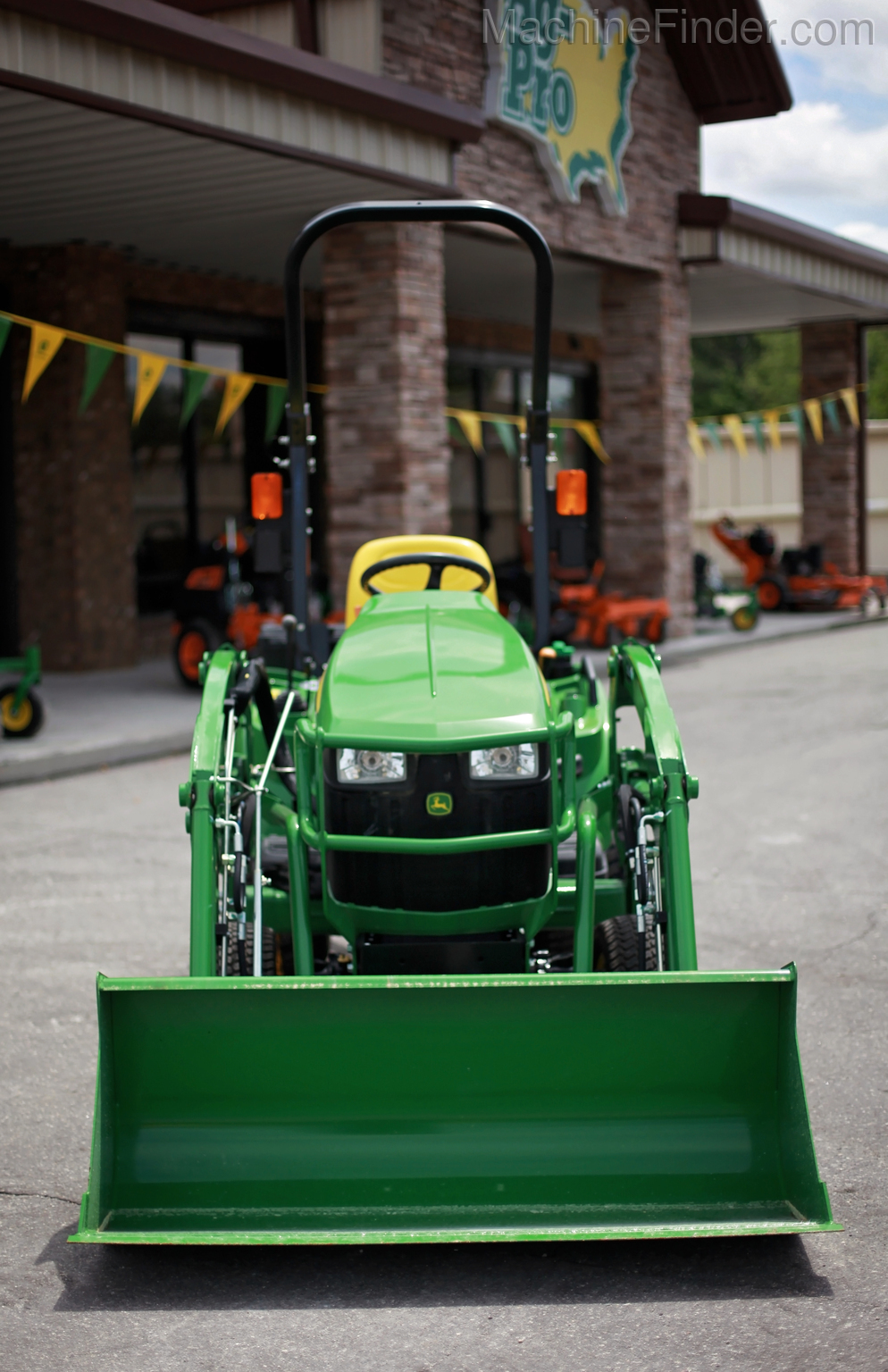 2020 John Deere 1023E Image 4