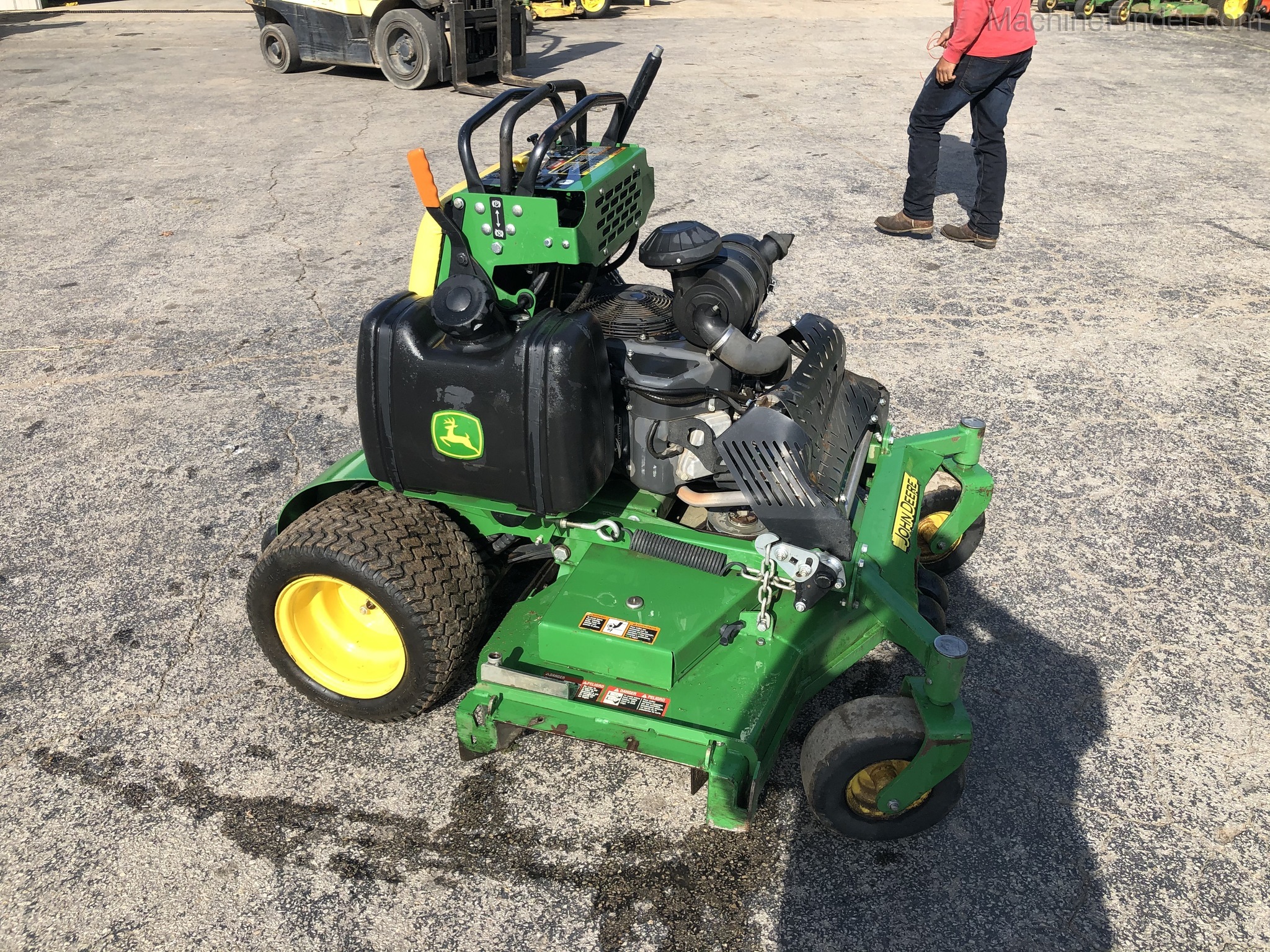 John Deere 652M Image 3