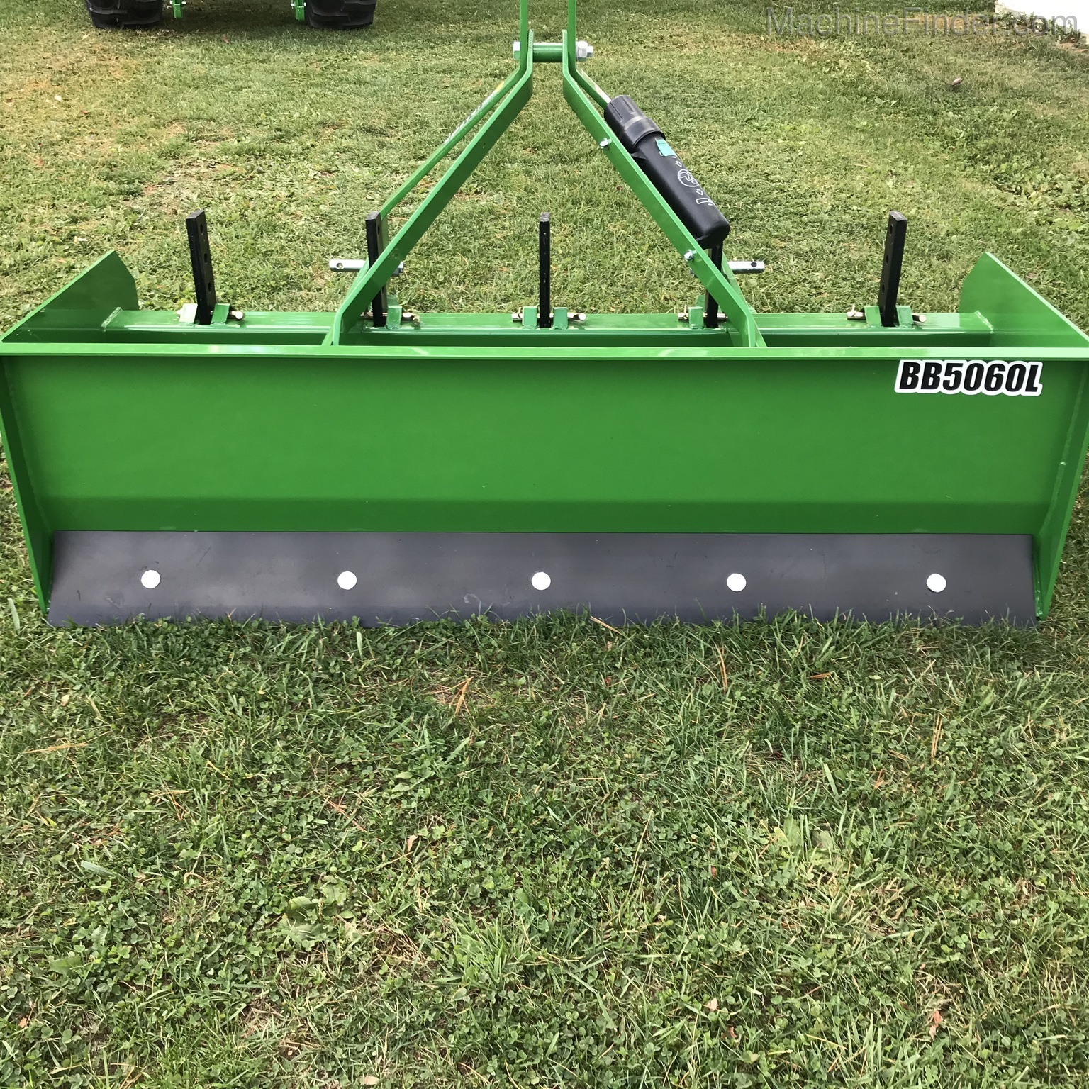 2020 Frontier BB5060L Image 3