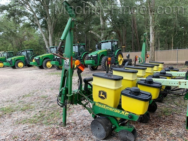 2008 John Deere 1700 Image 4