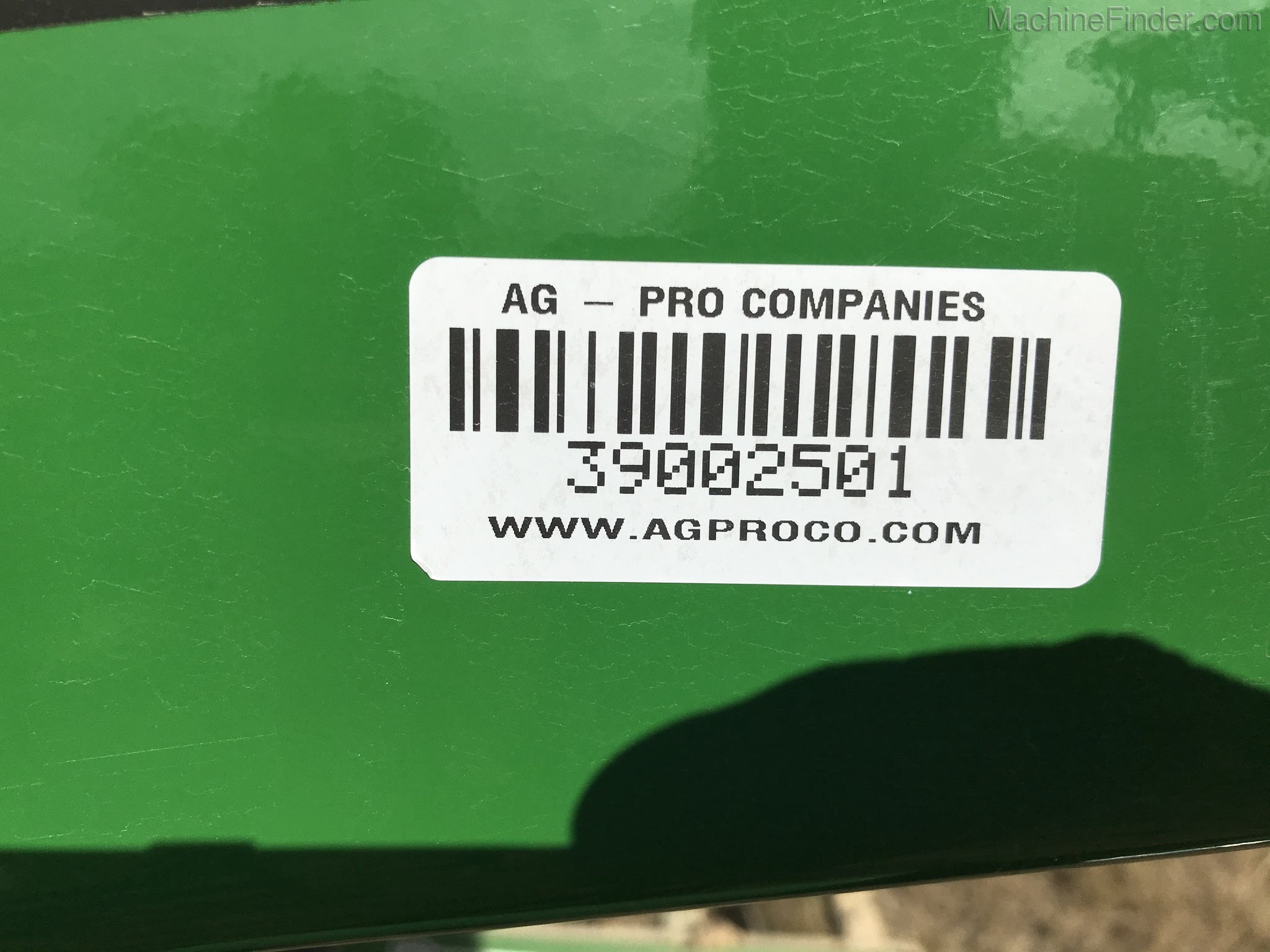 2018 John Deere 520M Image 8